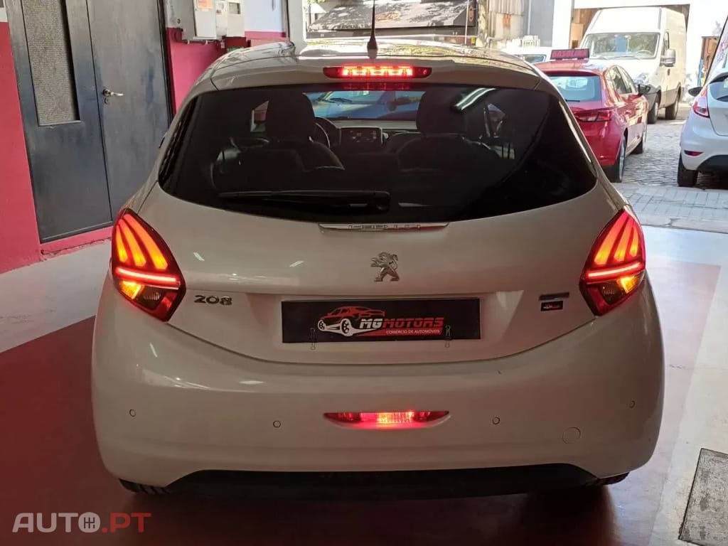 Peugeot 208 1.2 PureTech Allure