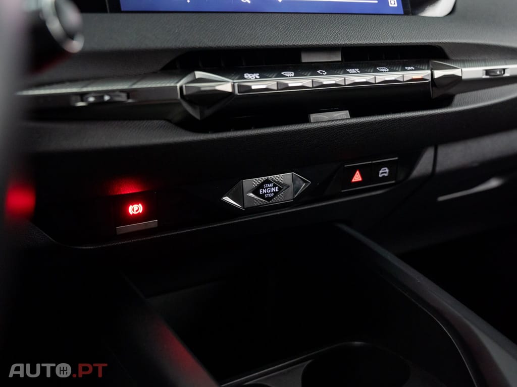 DS DS4 1.5 BlueHDi Bastille + EAT8