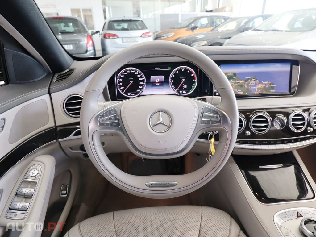 Mercedes-Benz S 300 BlueTEC Hybrid