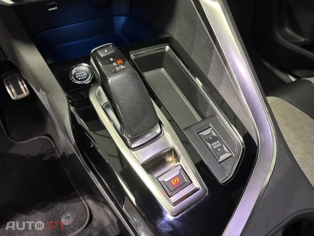 Peugeot 3008 1.6 Hybrid GT Line e-EAT8