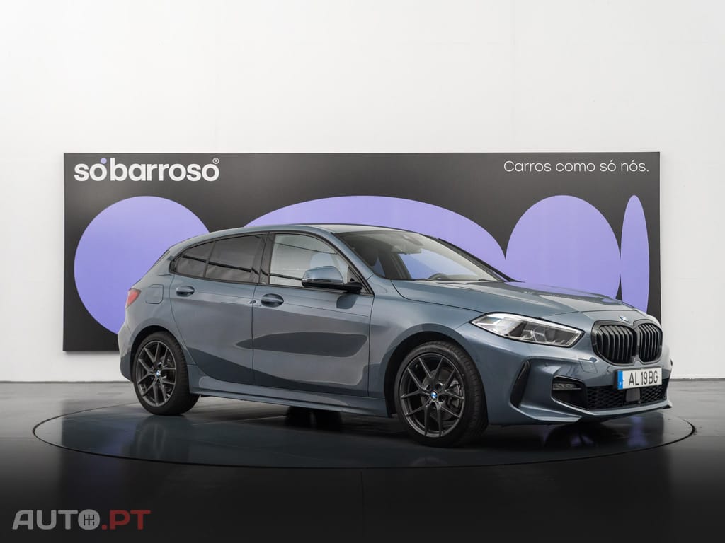 BMW 118 i Pack Desportivo M Auto
