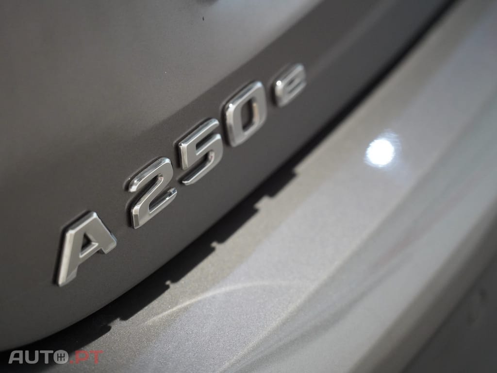 Mercedes-Benz A 250 AMG Line