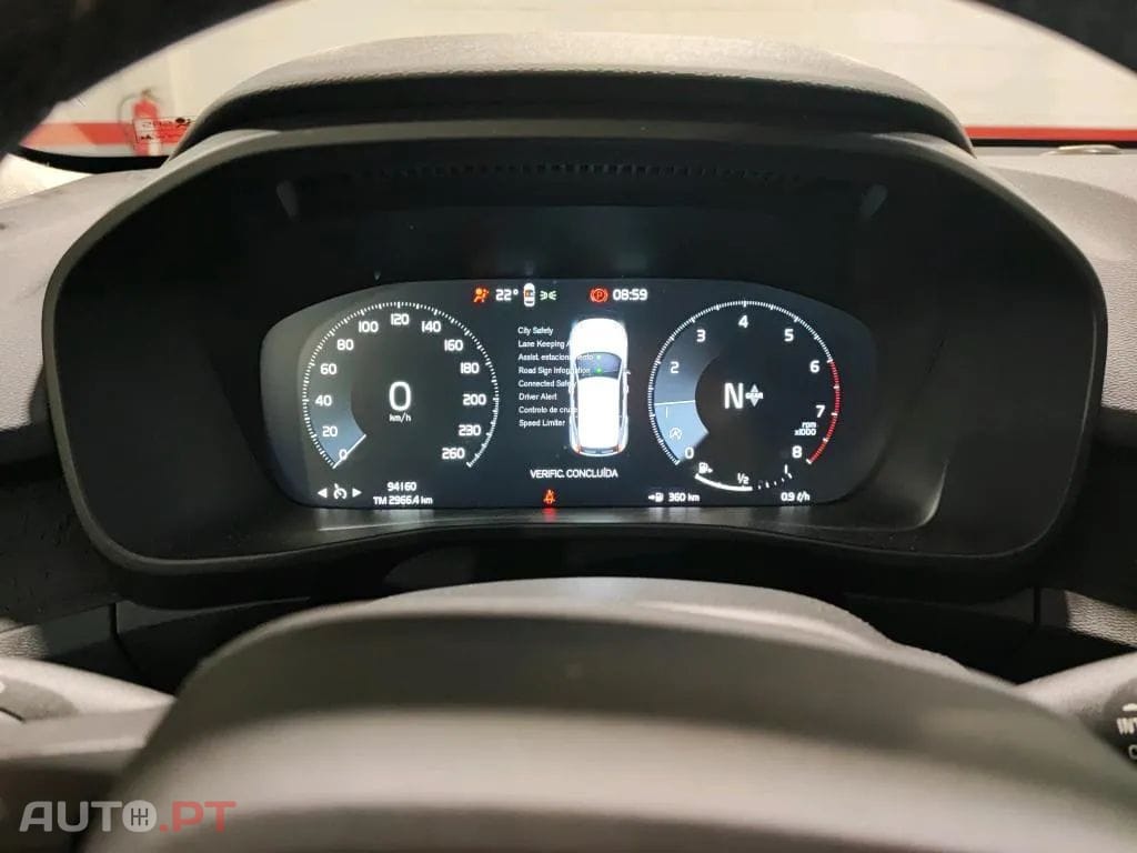 Volvo XC40 1.5 T2 Momentum Core