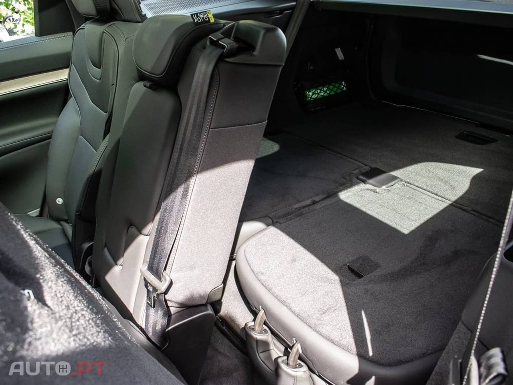 Volvo EX90 111 kWh Performance Plus