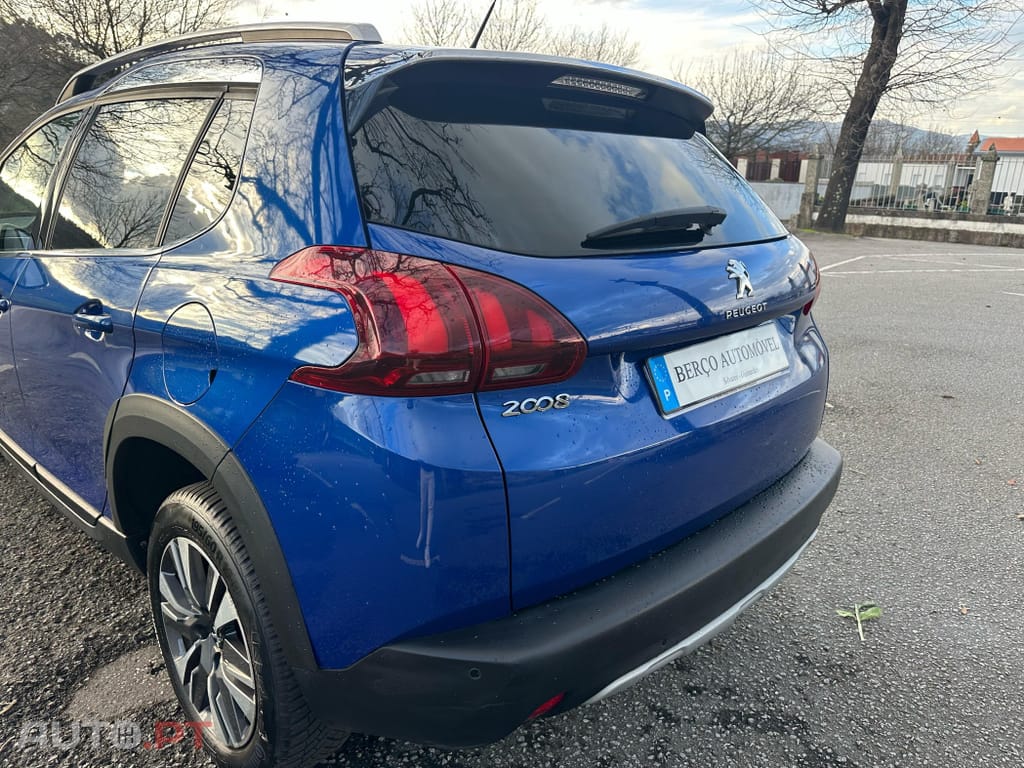 Peugeot 2008 1.5 BlueHDi Allure EAT6