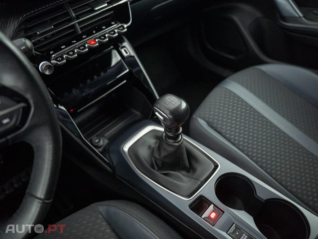 Peugeot 2008 1.2 PureTech Allure
