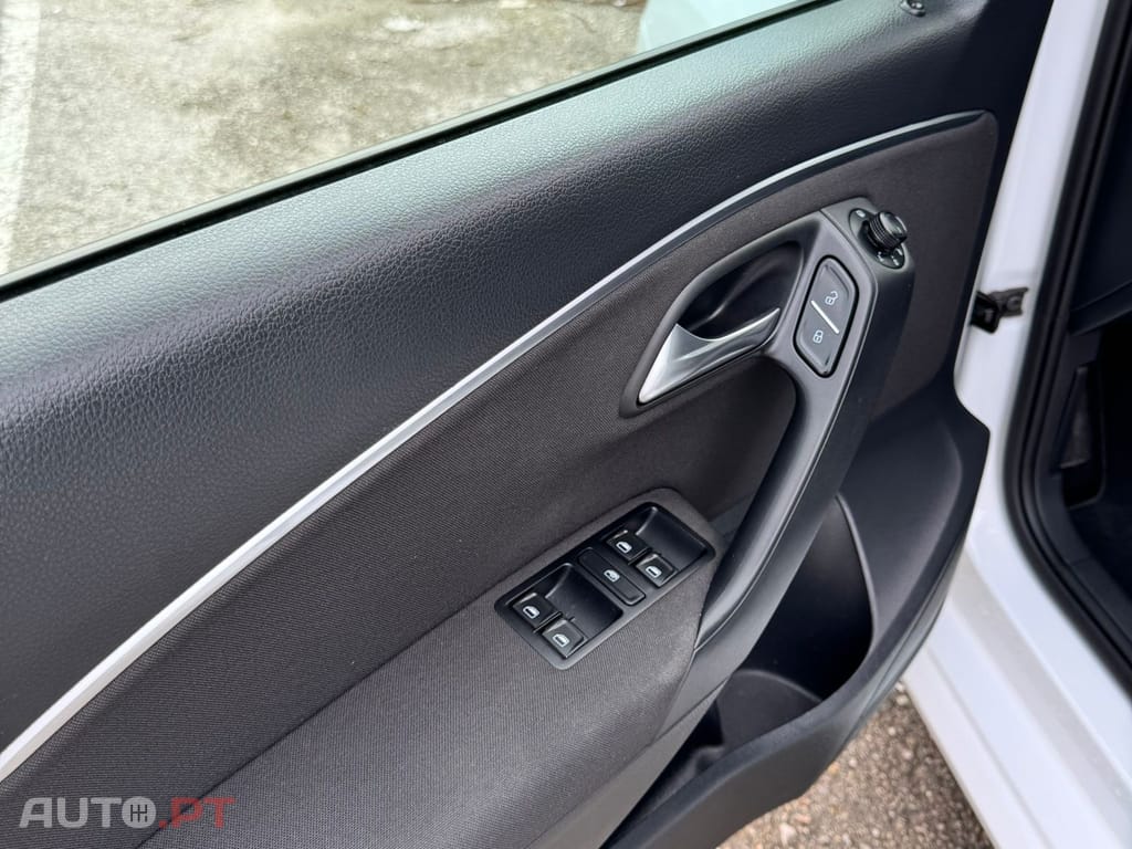 Volkswagen Polo VW Polo 1.2 TSI DSG Automático Excelente estado