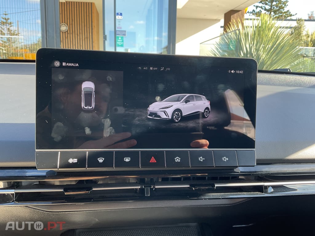 MG MG4 51 kWh Standard