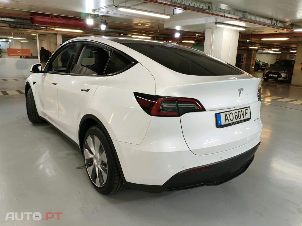 Tesla Model Y Long Range Tração Integral