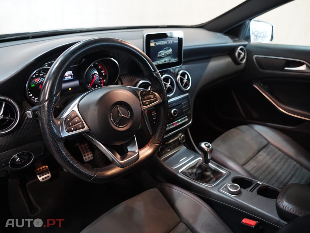 Mercedes-Benz A 180 d AMG Line