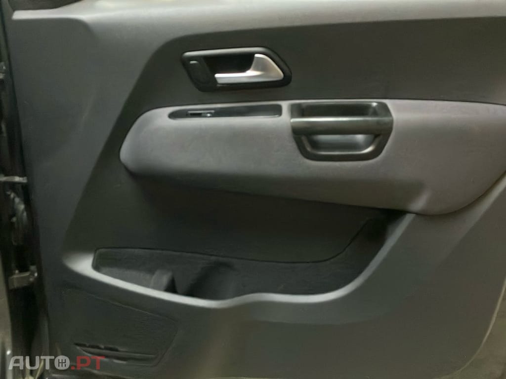 Volkswagen Amarok 2.0 BITDI 180 HIGH LINE 4MOTION