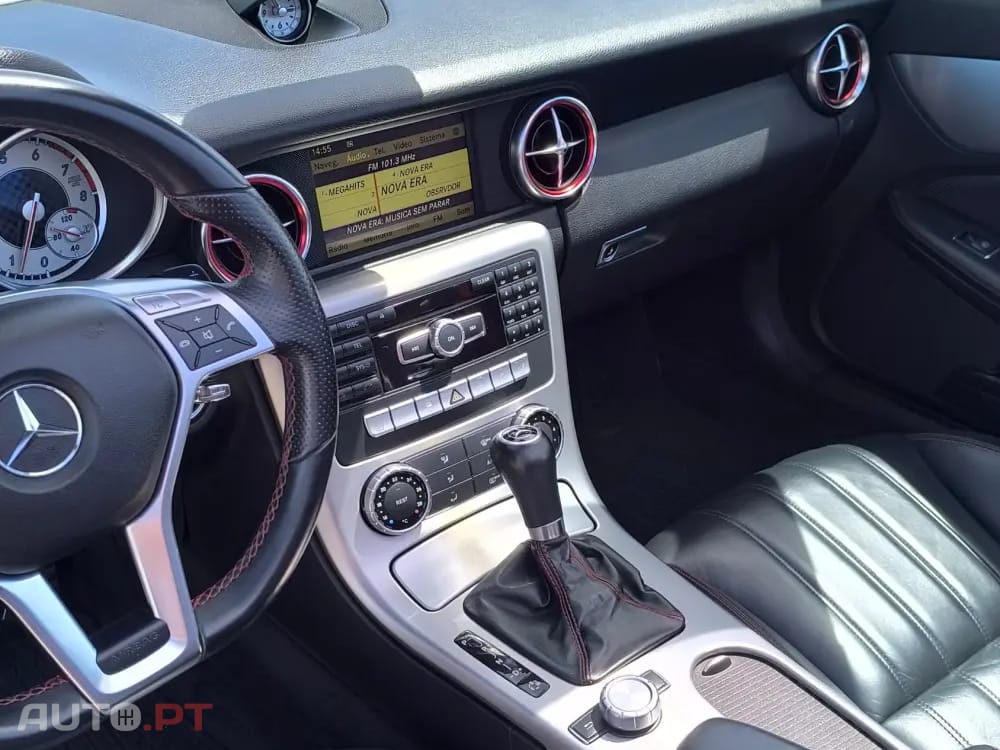 Mercedes-Benz SLK 250 (BlueEFFICIENCY) 7G-TRONIC