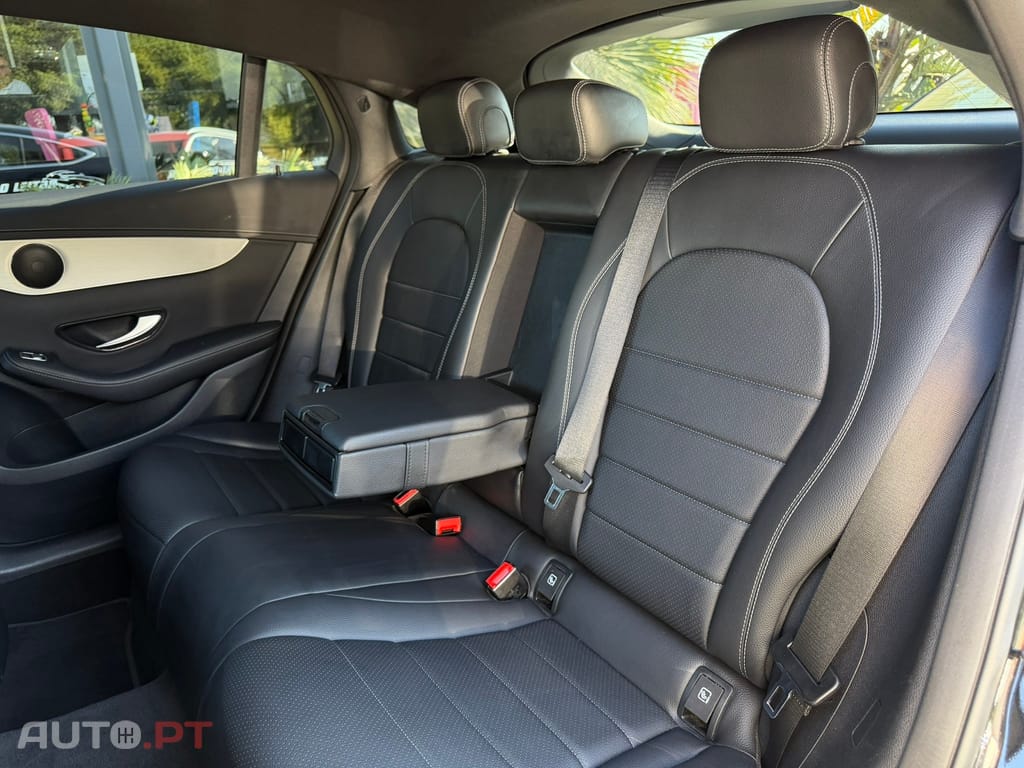 Mercedes-Benz GLC 300 e Coupé 4Matic