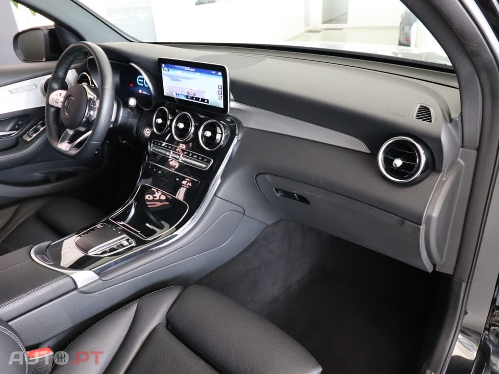 Mercedes-Benz GLC 300 AMG