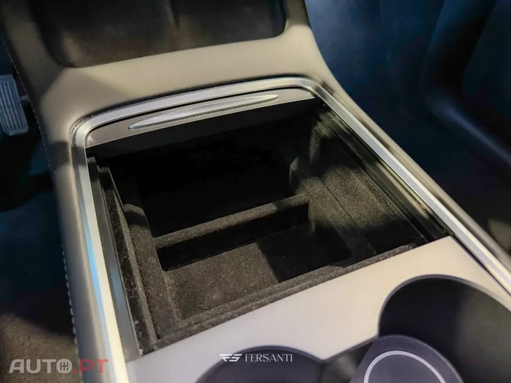 Tesla Model Y Long Range Dual Motor AWD