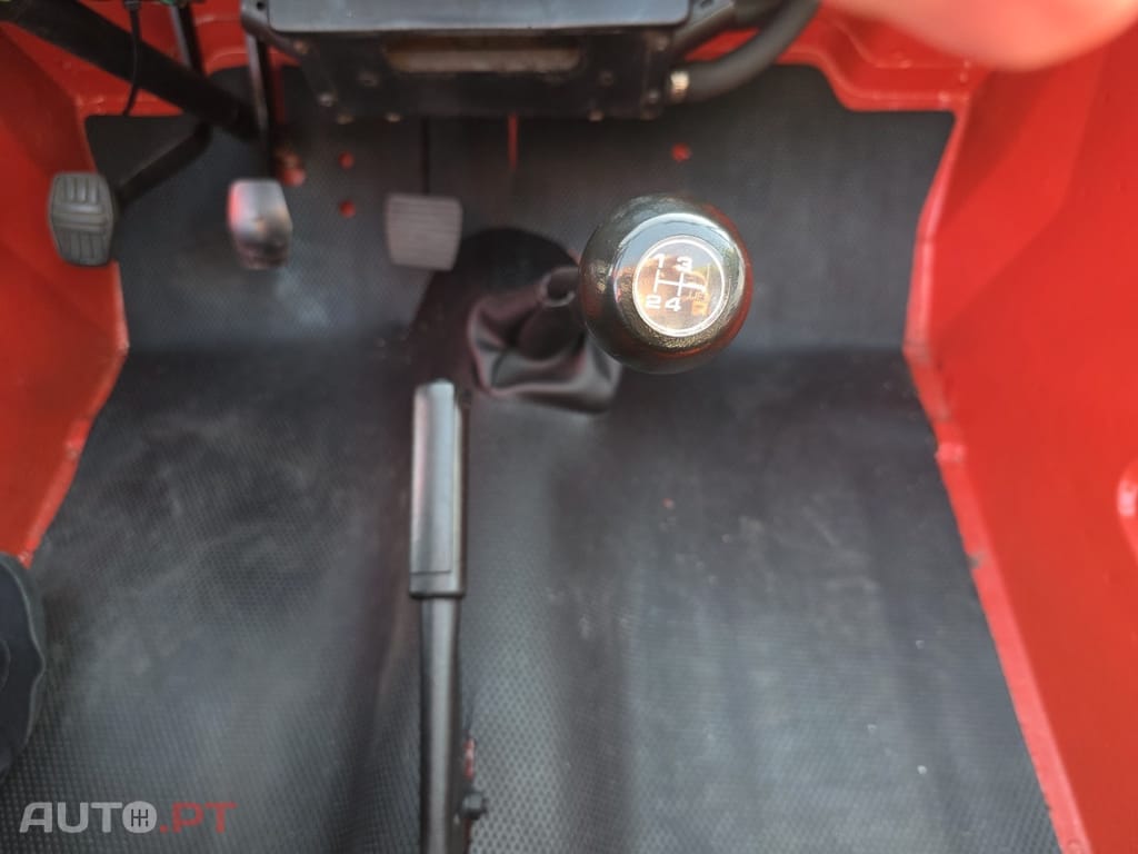 MINI Moke VERSÃO PORTUGUESA