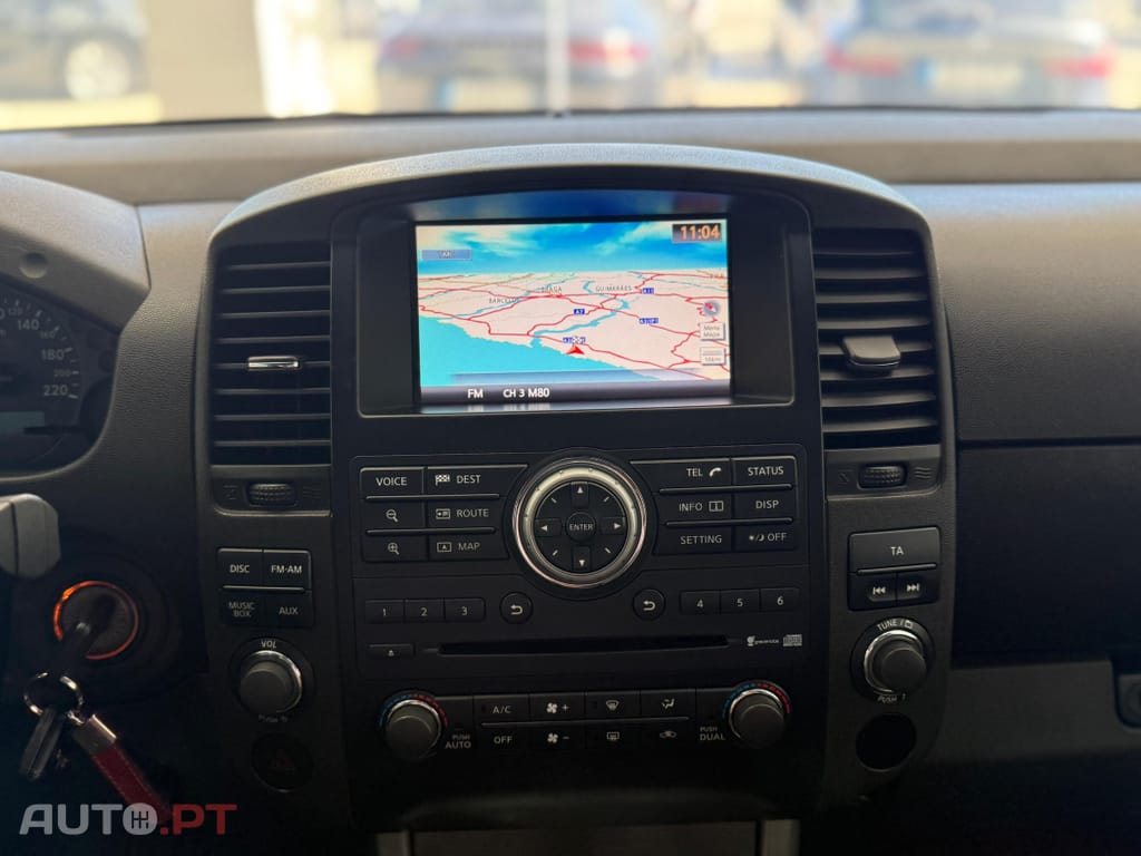 Nissan Navara 2.5 dCi CD LE Hi-Tech +P.Premium AT 4WD