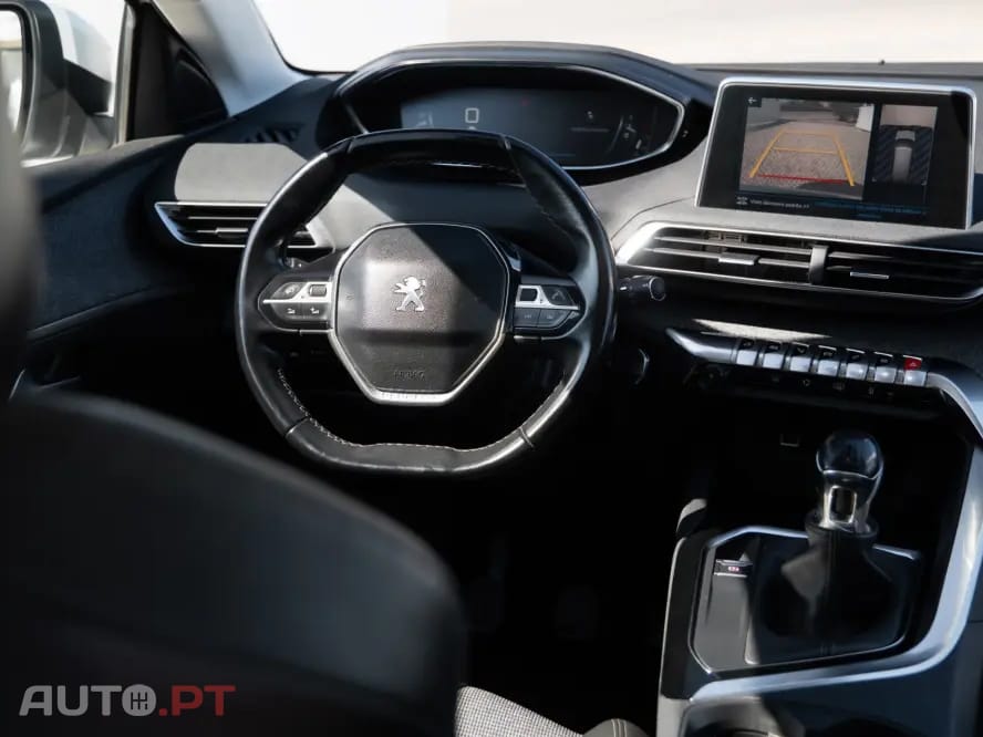 Peugeot 5008 1.5 BlueHDi Allure Pack