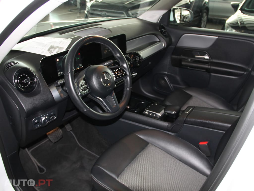 Mercedes-Benz GLB 180 d