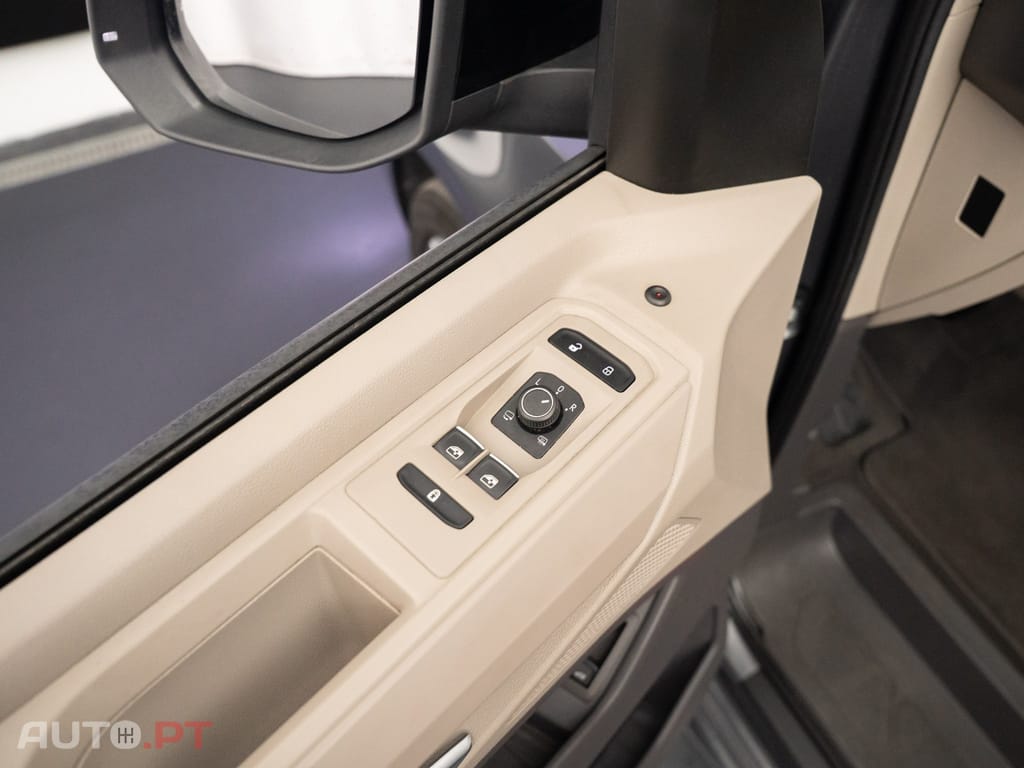 Volkswagen Multivan 1.4 TSI e-Hybrid Life DSG