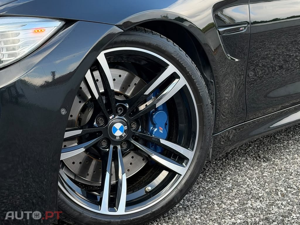 BMW M4 Auto