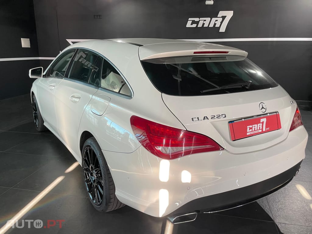 Mercedes-Benz CLA 220 d Shooting Brake AMG Line Aut.