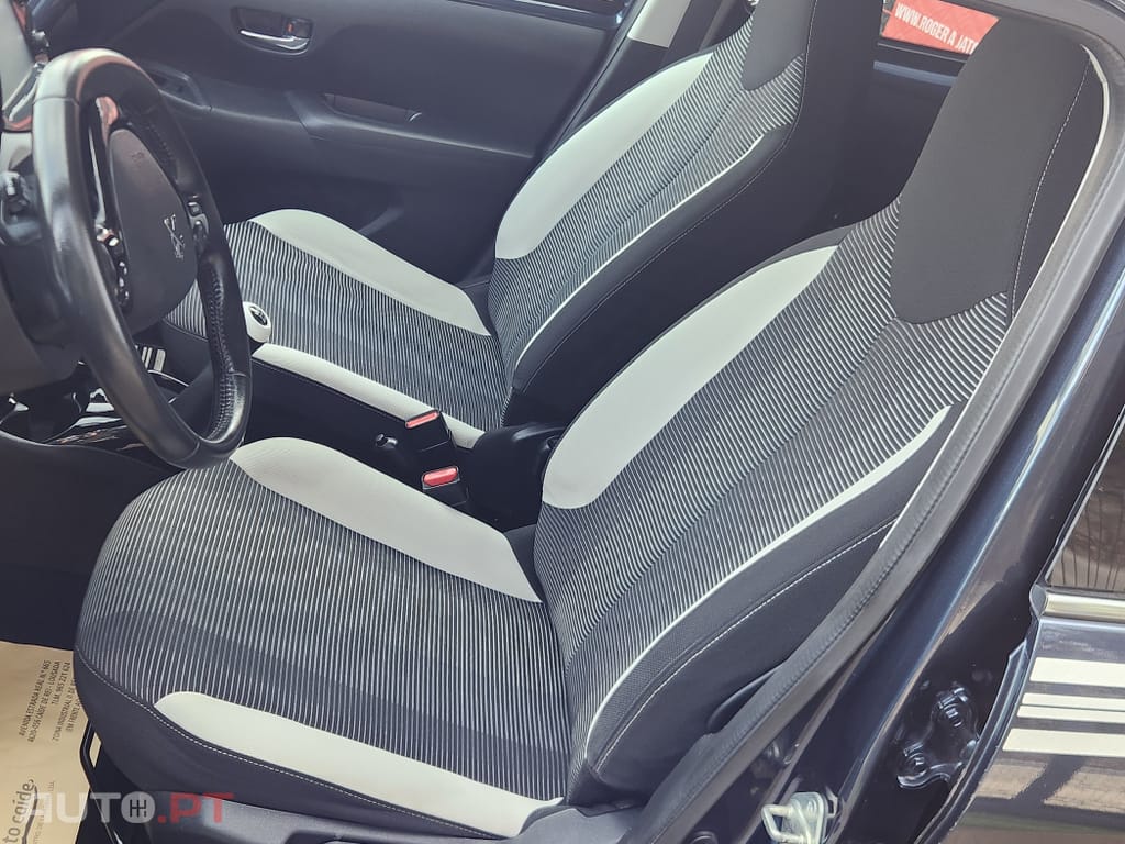 Peugeot 108 1.0 VTi Collection