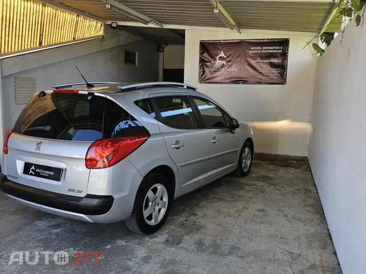 Peugeot 207 SW 1.4 VTi Sportium