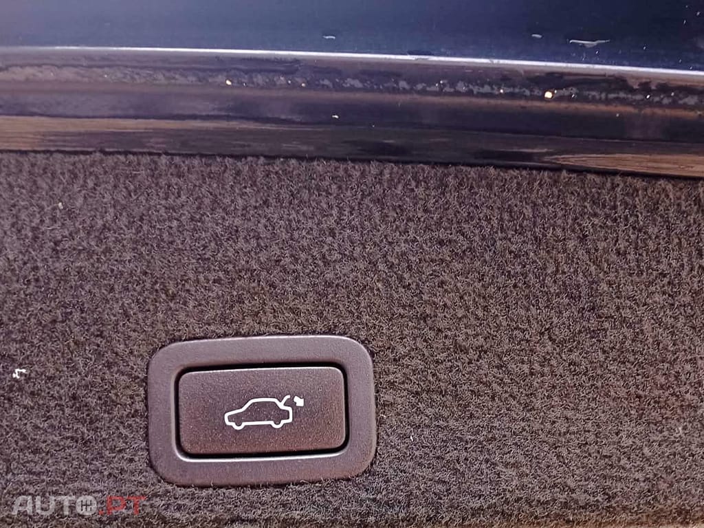 Volvo XC60 2.0 D3 Drive Summum 7 Lugares Nac