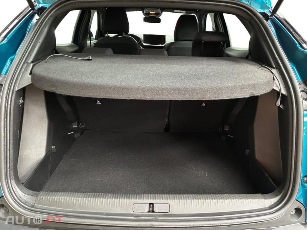 Peugeot 2008 1.2 PureTech Style