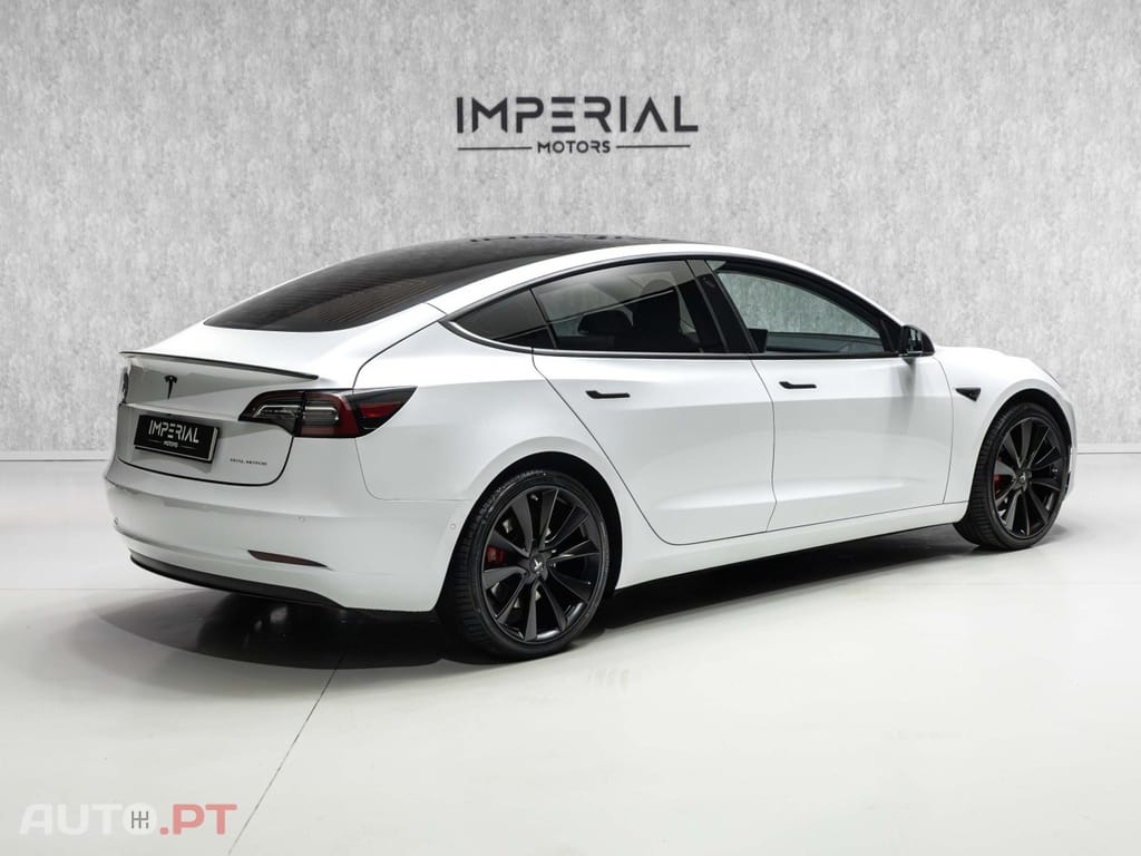 Tesla Model 3 Long-Range Dual Motor AWD