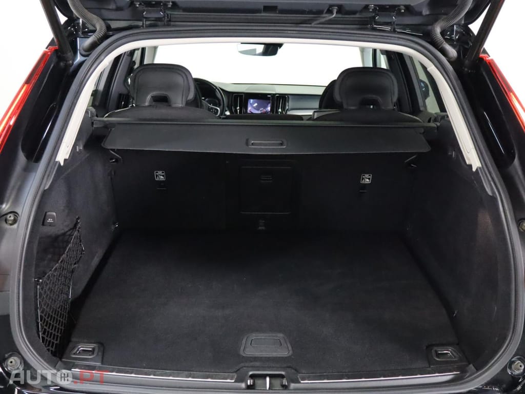 Volvo XC60 2.0 T6 PHEV Inscription AWD