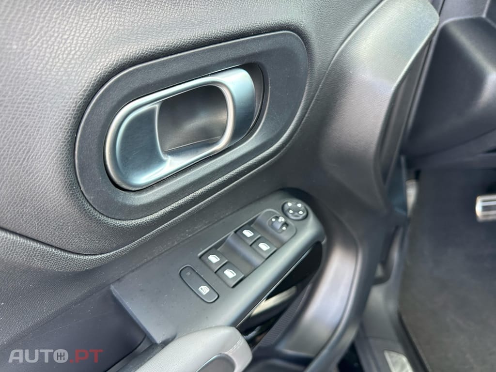 Citroen C5 Aircross 1.6 Hybrid Feel Pack e-EAT8