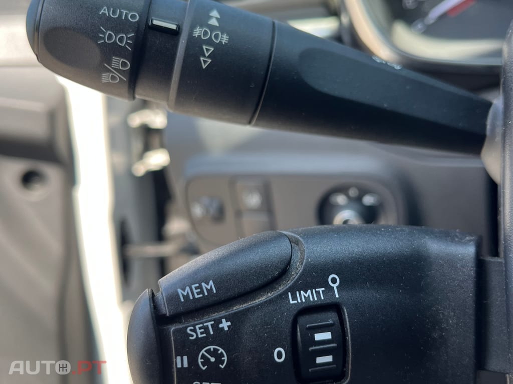 Citroen C3 BlueHDi S&S Shine Pack