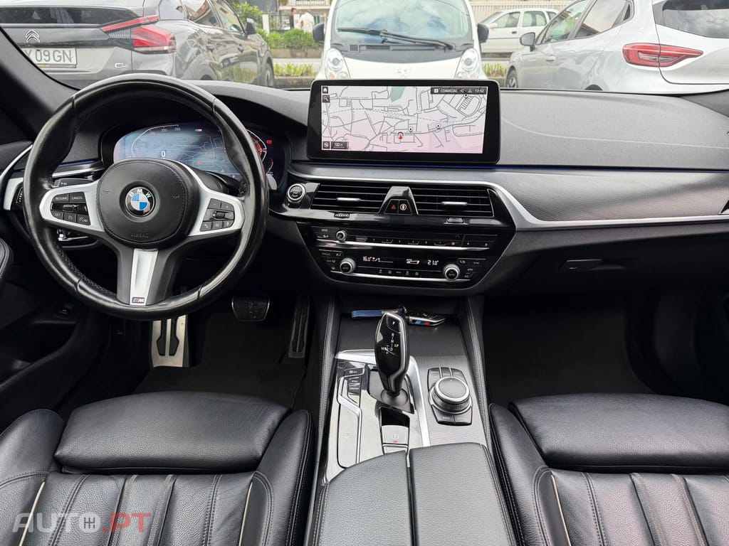 BMW 520 d Pack Desportivo M Auto