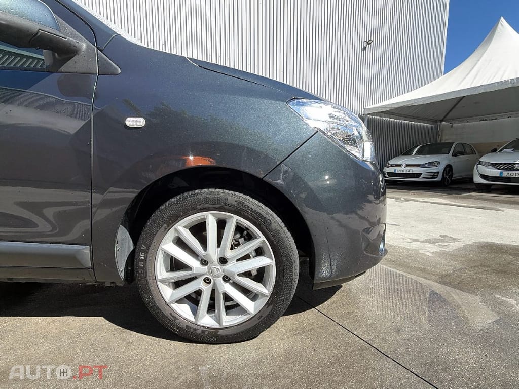 Dacia Lodgy 1.2 TCe Confort 7L