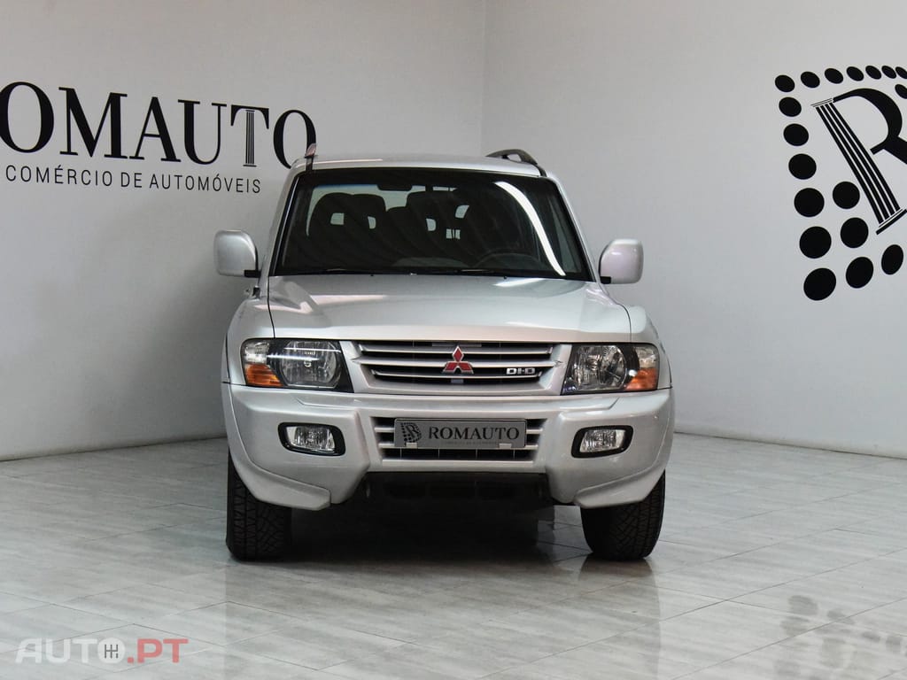 Mitsubishi Pajero 3.2 DI-D GLS Longo
