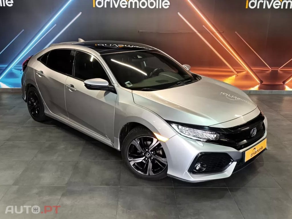 Honda Civic 1.0 i-VTEC Elegance