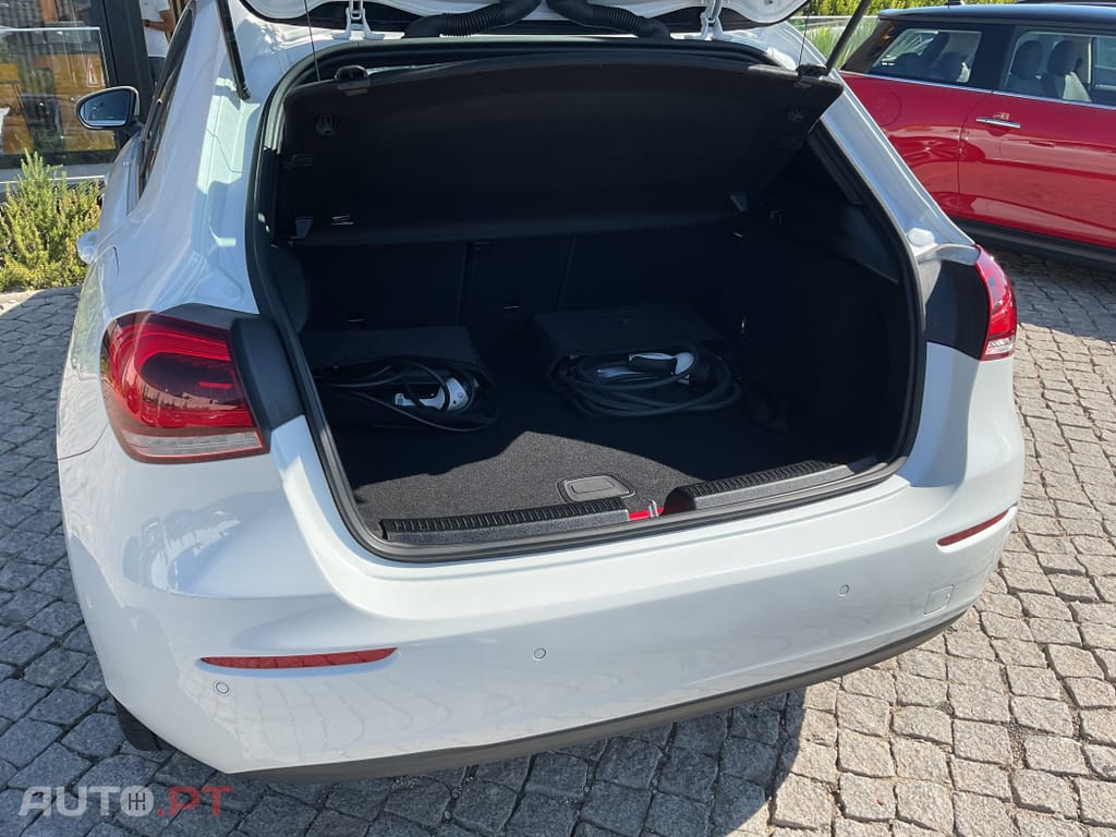Mercedes-Benz A 250 e Style Plus