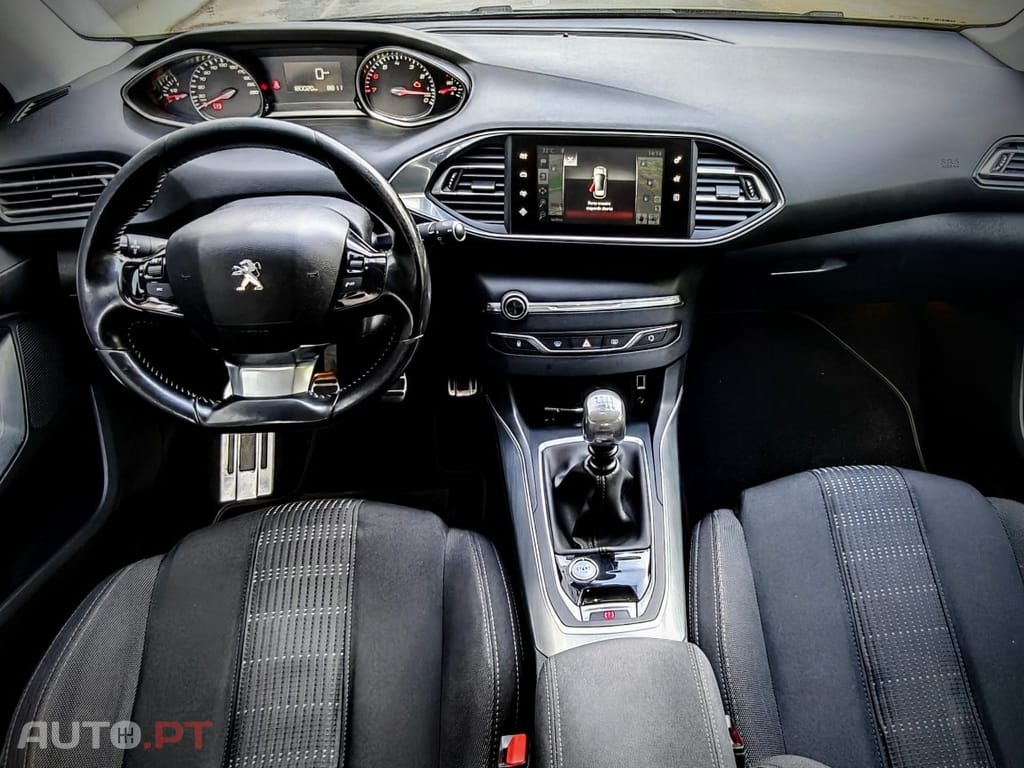 Peugeot 308 1.2 PureTech Allure Full LED