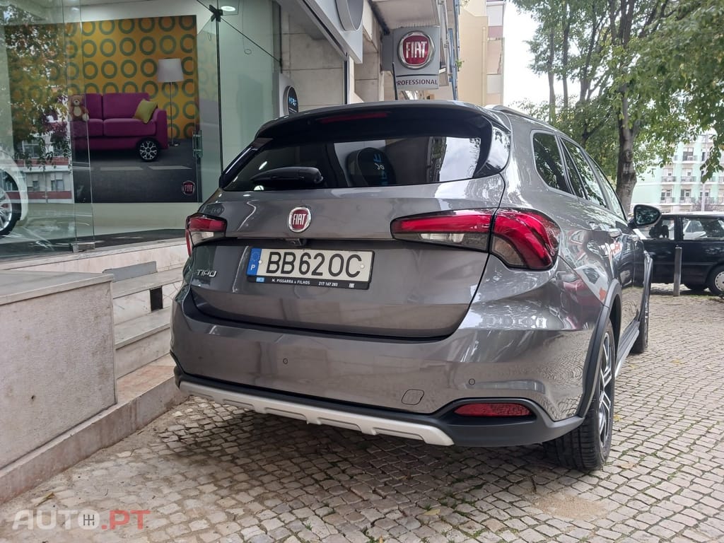 Fiat Tipo 1.0 GSE T3 Cross