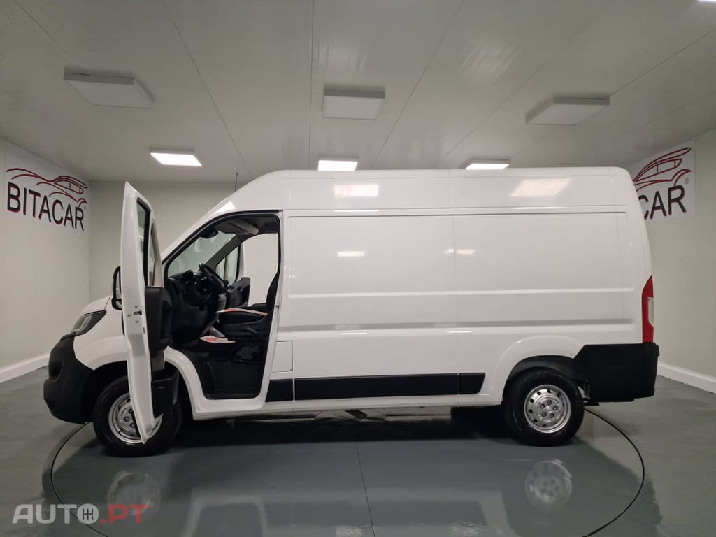 Peugeot Boxer 2.2 BlueHDi 435 L4H2 Premium
