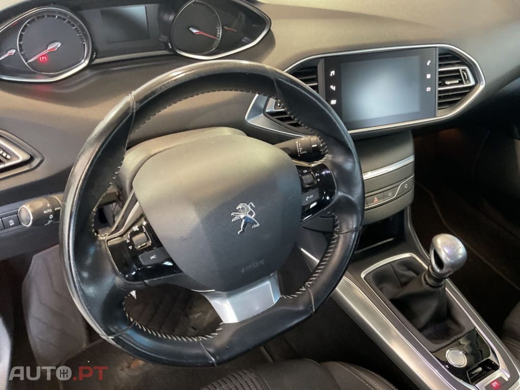 Peugeot 308 SW 1.2 PureTech Allure
