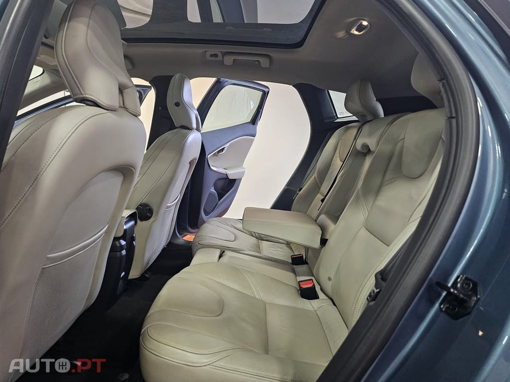 Volvo V40 1.6 D2 Momentum