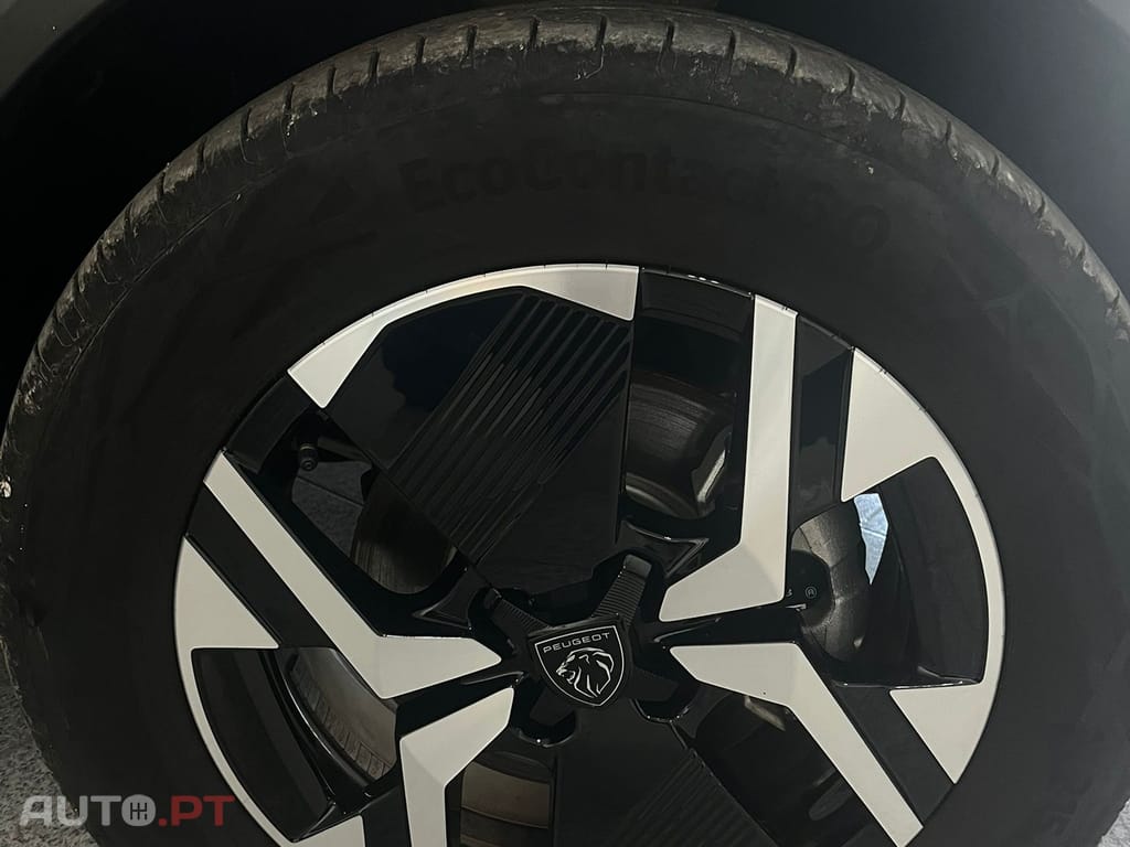 Peugeot E-2008 ALLURE 1.2 PURETECH 100CV