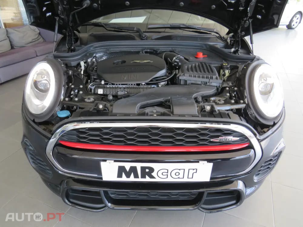 MINI Cabrio John Cooper Works