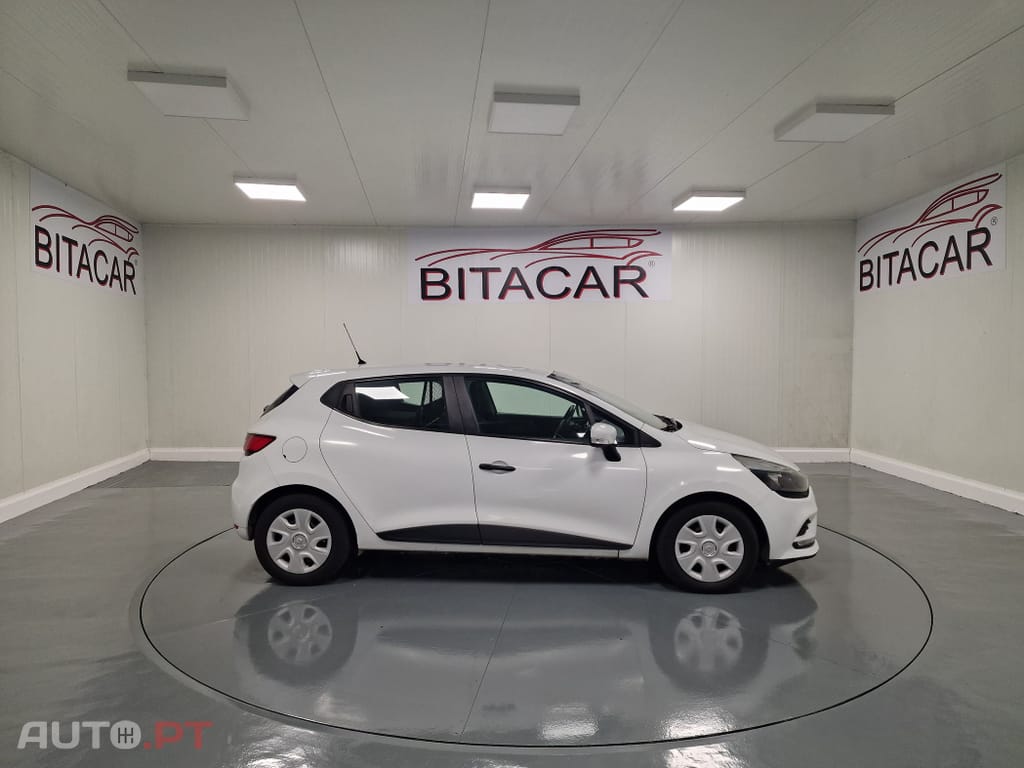 Renault Clio SOCIETE 1.5 DCI ZEN GPS IVA DEDUTIVEL