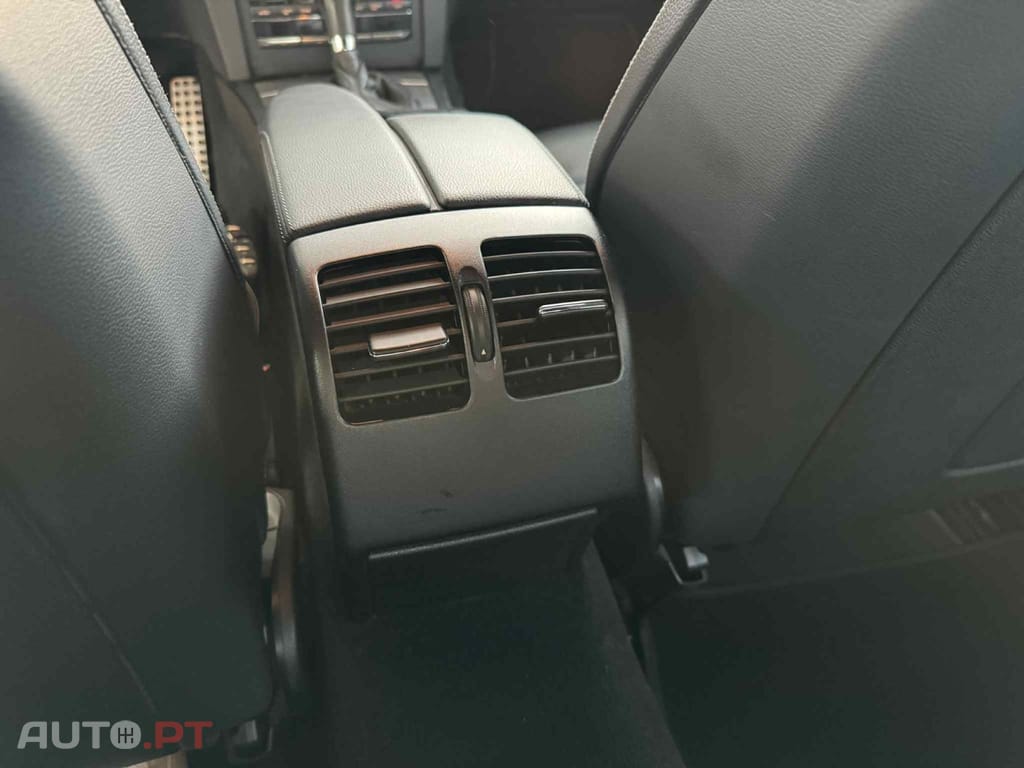 Mercedes-Benz E 250 CDi Auto
