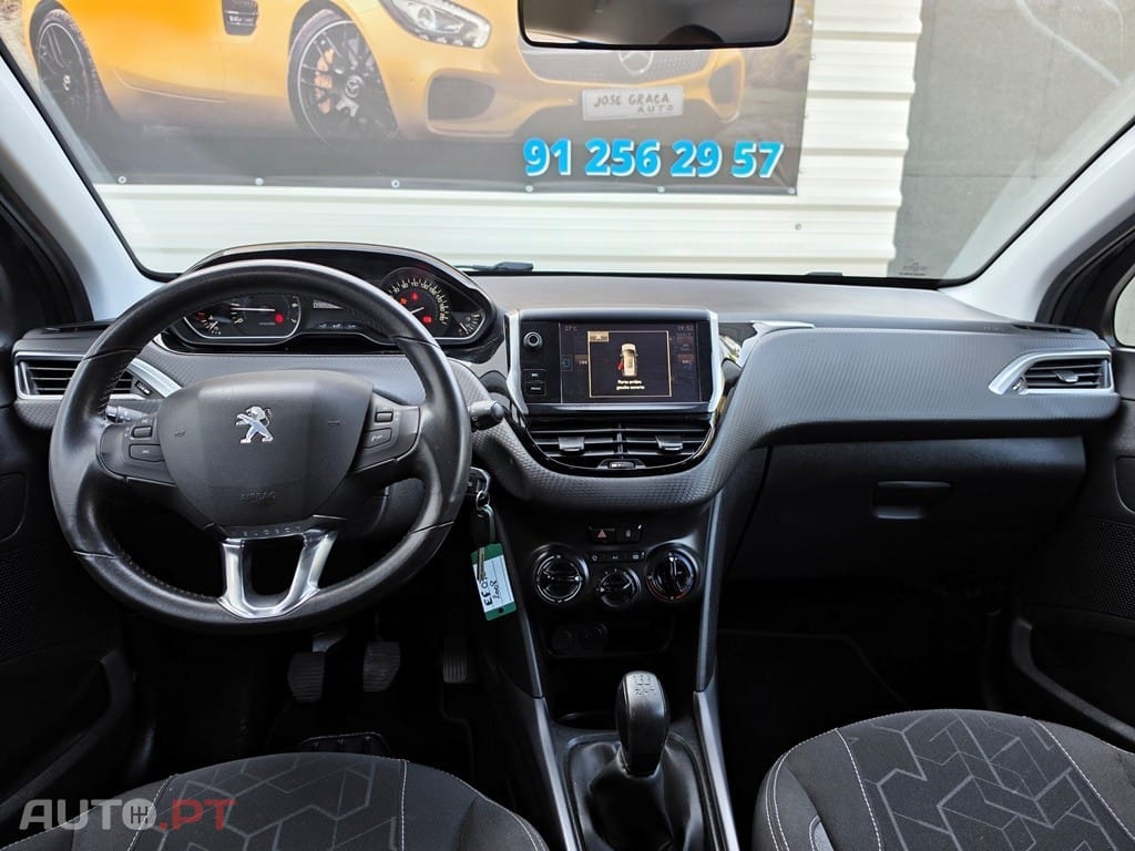 Peugeot 2008 1.2 PureTech Active