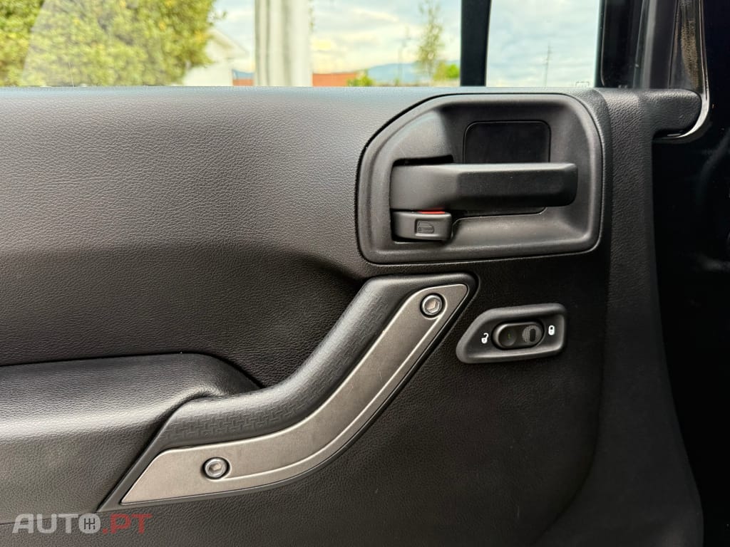 Jeep Wrangler 2.8 CRD MTX Sport 4L